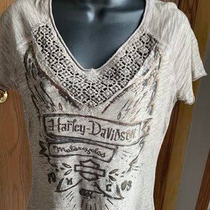 Super cute Harley Davidson T-shirt